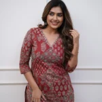 Size chart for the Kurti and pant set.