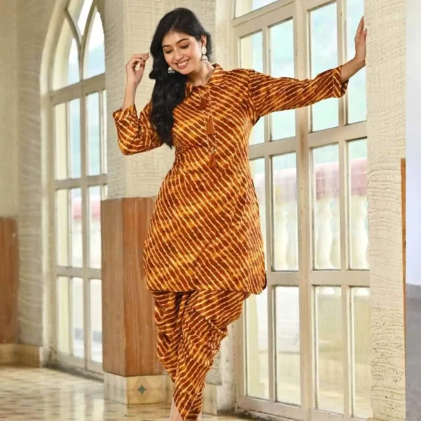 Lahariya Dhoti Set, 4 colors, green, navy, mustard, red, foil muslin, traditional Indian wear, mannequin display